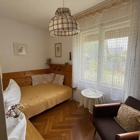 Balatonlak Chalet *